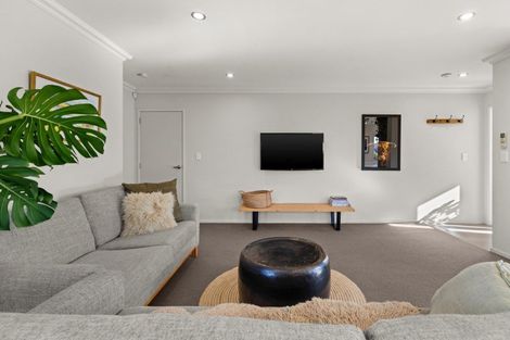 Photo of property in 4 Aoraki Road, Poraiti, Napier, 4112