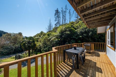 Photo of property in 34 Mccormicks Road, Whatamango Bay, Picton, 7281