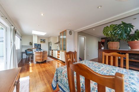 Photo of property in 49 Nevay Road, Miramar, Wellington, 6022