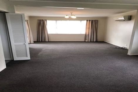 Photo of property in 2 Balmoral Crescent, Springvale, Whanganui, 4501