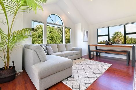 Photo of property in 34 Savoy Road, Orewa, 0931