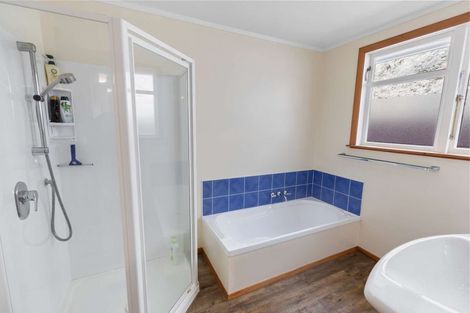 Photo of property in 137 Ironside Road, Johnsonville, Wellington, 6037