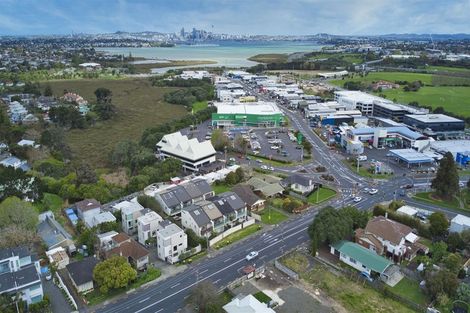 Photo of property in 94 Anzac Street, Takapuna, Auckland, 0622