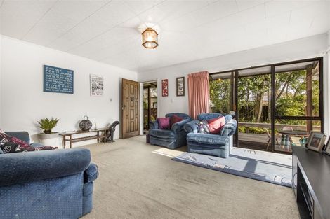 Photo of property in 37 Glennandrew Drive, Half Moon Bay, Auckland, 2012