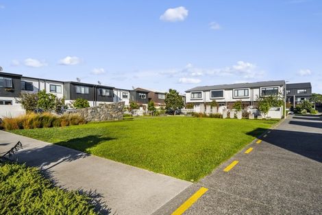 Photo of property in 4 Tahuhu Road, Mount Wellington, Auckland, 1062