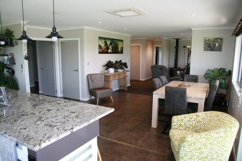 Photo of property in 186 Austin Road, Dairy Flat, Albany, 0794