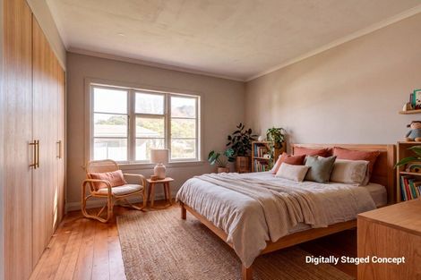 Photo of property in 45 Collingwood Street, Eltham, 4322