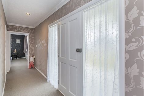 Photo of property in 23 Cornwall Street, Levin, 5510