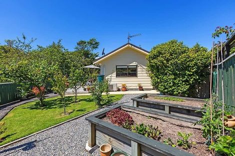 Photo of property in 45 Beauchamp Street, Tawa, Wellington, 5028