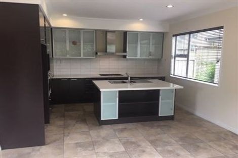 Photo of property in 17 Harrowglen Drive, Northcross, Auckland, 0632