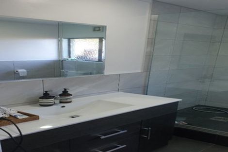 Photo of property in 95 Lonely Track Road, Fairview Heights, Auckland, 0632