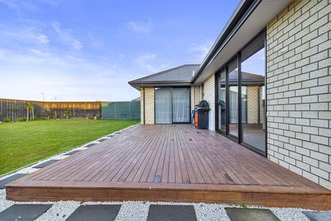 Photo of property in 17 Te Kanawa Lane, Rolleston, 7615