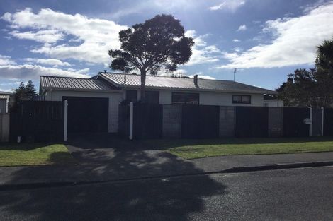 Photo of property in 3 Kaimata Street, Brooklands, New Plymouth, 4310