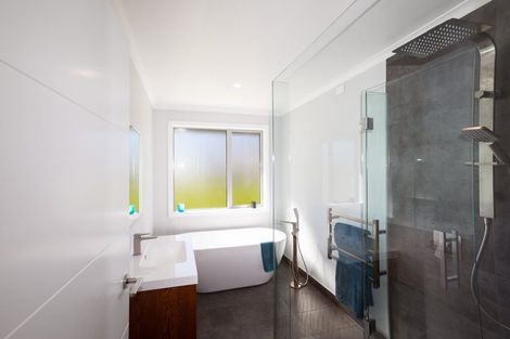 Photo of property in 4 Carlisle Street, Athol, 9793