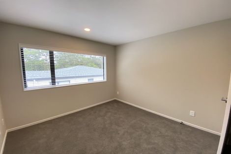 Photo of property in 8 Tagish Way, Orewa, 0931