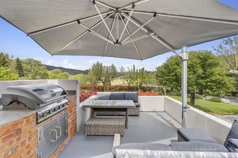 Photo of property in 4 Pisa Moorings Road, Mount Pisa, Cromwell, 9383