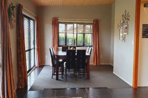 Photo of property in 15 Lake View Road, Waipukurau, 4200
