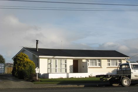 Photo of property in 25 West Plains Road, Waikiwi, Invercargill, 9810