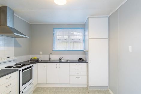 Photo of property in 132 Castor Crescent, Cannons Creek, Porirua, 5024