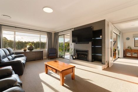 Photo of property in 28 Rexford Heights, Pyes Pa, Tauranga, 3112