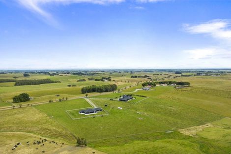 Photo of property in 539 Cemetery Road, Sanson, Palmerston North, 4479