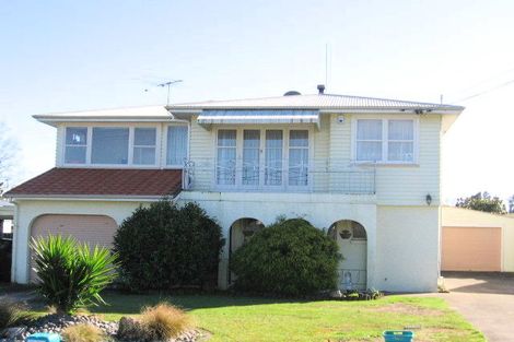 Photo of property in 20 Fernaig Street, Papakura, 2110