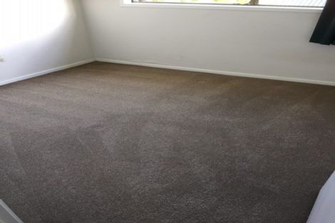 Photo of property in 2/282 Pakuranga Road, Pakuranga Heights, Auckland, 2010