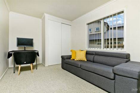 Photo of property in 27a Sapperton Drive, Henderson, Auckland, 0612