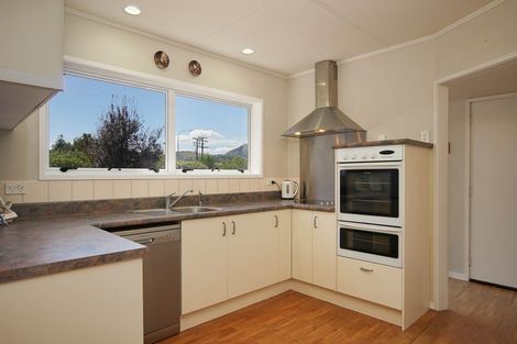 Photo of property in 4 Rosebank Terrace, Stoke, Nelson, 7011