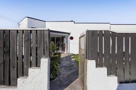 Photo of property in 227 South Road, Hawera, 4610