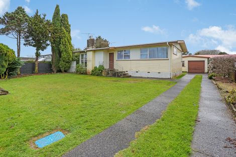 Photo of property in 82 Marne Road, Papakura, 2110