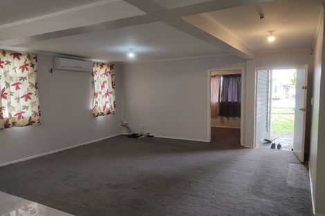 Photo of property in 2 Marr Road, Manurewa, Auckland, 2102