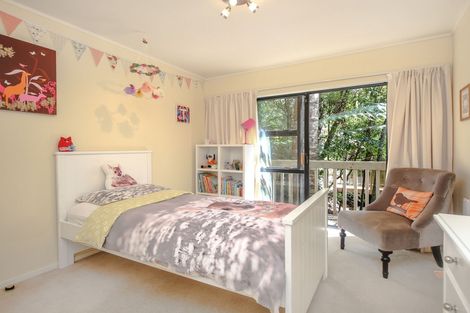 Photo of property in 89a Woodlands Park Road, Titirangi, Auckland, 0604