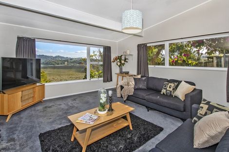 Photo of property in 30 George Point Road, Onerahi, Whangarei, 0110