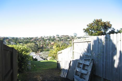 Photo of property in 135 Bleakhouse Road, Mellons Bay, Auckland, 2014