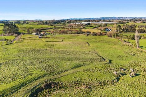 Photo of property in 197 Charles Road, Karaka, Papakura, 2580