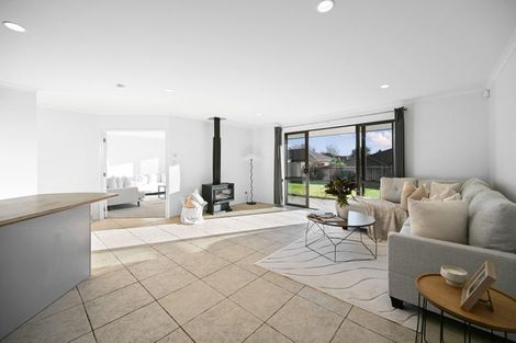 Photo of property in 20 Holford Place, Huntington, Hamilton, 3210