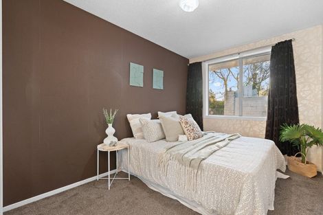 Photo of property in 2/275 Hendersons Road, Hoon Hay, Christchurch, 8025