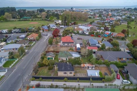 Photo of property in 17 Rawson Street, New Brighton, Christchurch, 8083