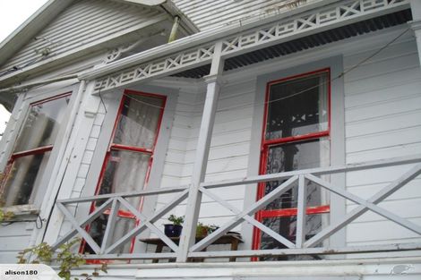 Photo of property in 13 Mortimer Terrace, Aro Valley, Wellington, 6021