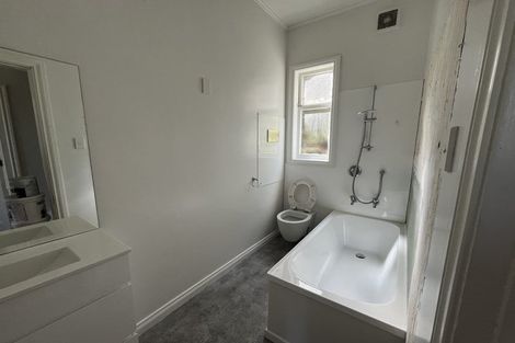 Photo of property in 8 Doctors Common, Mount Victoria, Wellington, 6011