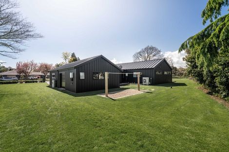 Photo of property in 1 De La Mare Drive, Leamington, Cambridge, 3432