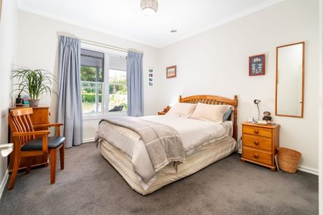 Photo of property in 358 Ngarara Road, Waikanae, 5391