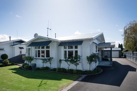 Photo of property in 21 Burns Avenue, Takaro, Palmerston North, 4412