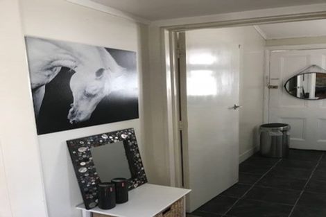 Photo of property in 55 Scarborough Terrace, Mount Victoria, Wellington, 6011