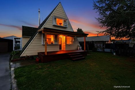 Photo of property in 170 Mcmurdo Street, Tinwald, Ashburton, 7700