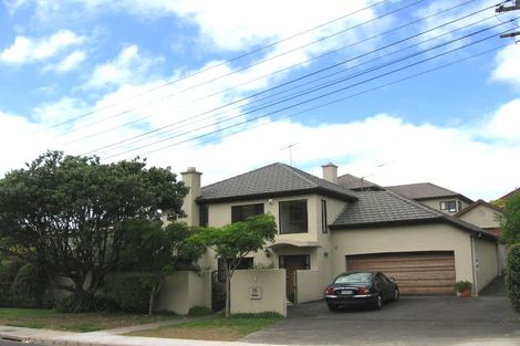 Photo of property in 1/8 Omana Road, Milford, Auckland, 0620