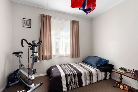 Photo of property in 2 Kereru Grove, Stokes Valley, Lower Hutt, 5019