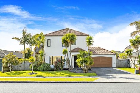 Photo of property in 89 Moyrus Crescent, East Tamaki Heights, Auckland, 2016