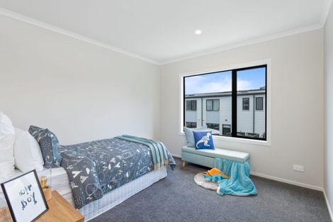 Photo of property in 61 Mapou Road, Hobsonville, Auckland, 0616